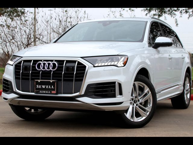 2024 Audi Q7 Premium Plus