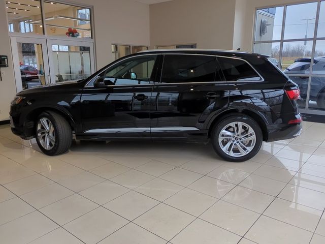 2024 Audi Q7 Premium Plus