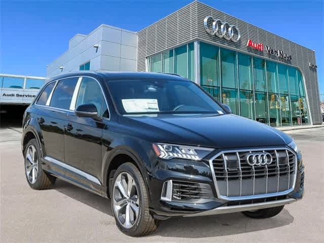 2024 Audi Q7 Premium Plus