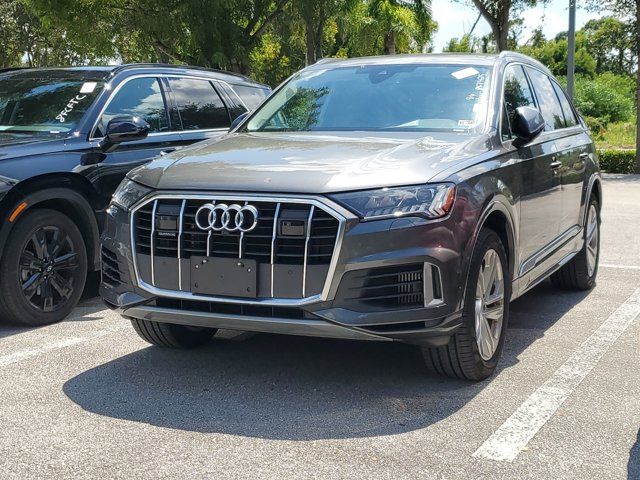 2024 Audi Q7 Premium Plus