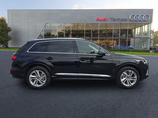 2024 Audi Q7 Premium Plus