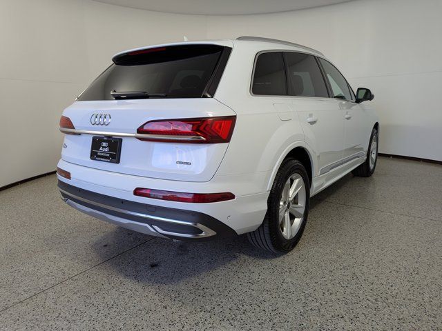 2024 Audi Q7 Premium Plus