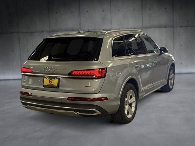 2024 Audi Q7 Premium Plus