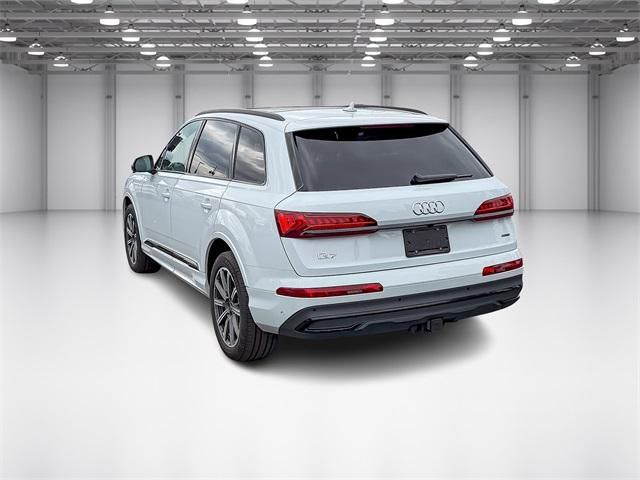 2024 Audi Q7 Premium Plus