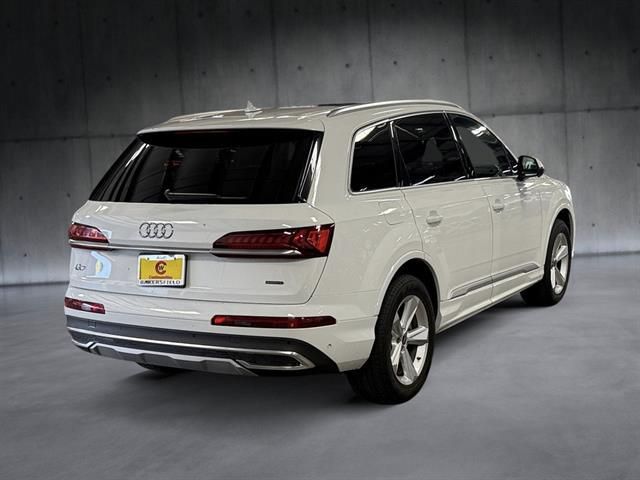 2024 Audi Q7 Premium Plus