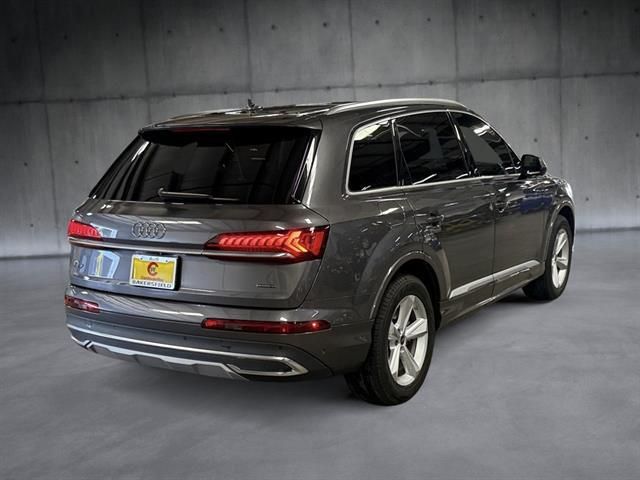 2024 Audi Q7 Premium Plus
