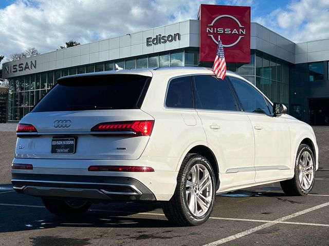 2024 Audi Q7 Premium Plus