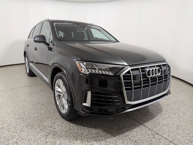 2024 Audi Q7 Premium Plus