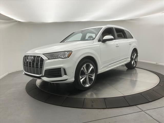 2024 Audi Q7 Premium Plus