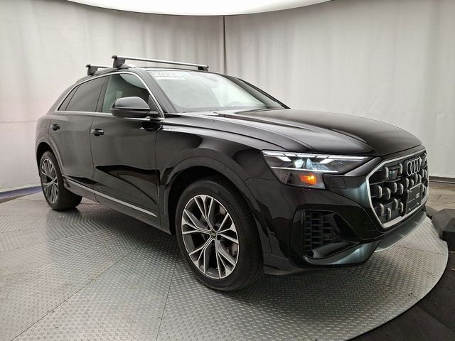 2024 Audi Q8 Premium