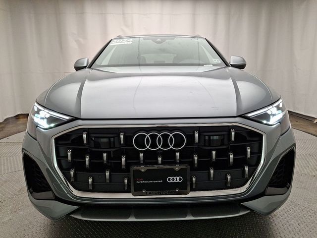 2024 Audi Q8 Premium