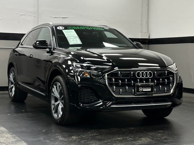 2024 Audi Q8 Premium Plus