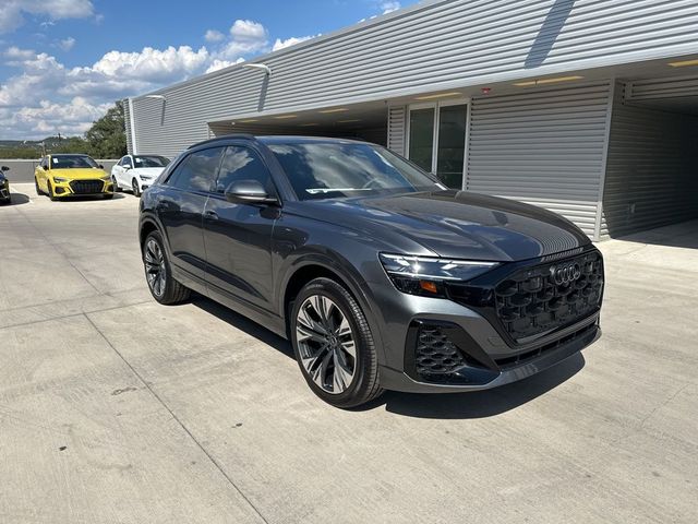 2024 Audi Q8 Premium Plus