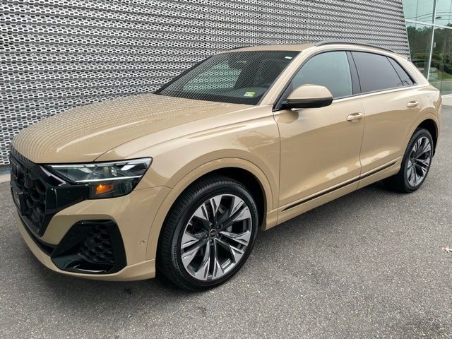 2024 Audi Q8 Premium Plus