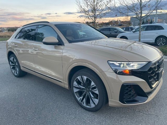 2024 Audi Q8 Premium Plus