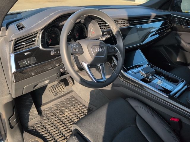 2024 Audi Q8 Prestige