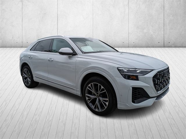 2024 Audi Q8 Premium