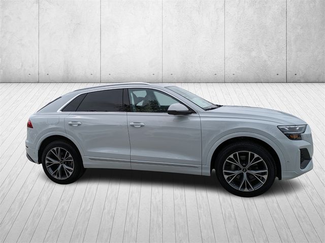 2024 Audi Q8 Premium