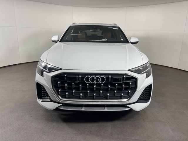 2024 Audi Q8 Premium