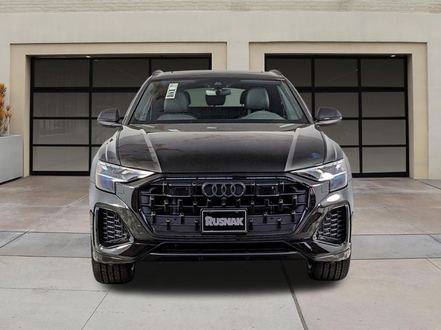 2024 Audi Q8 Premium