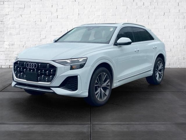 2024 Audi Q8 Premium