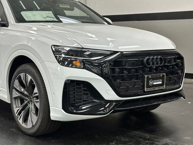 2024 Audi Q8 Premium