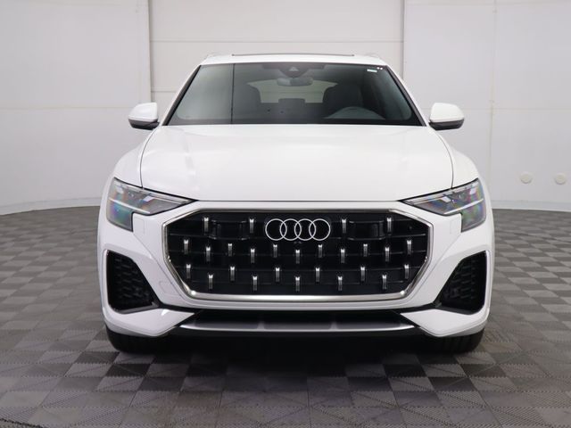 2024 Audi Q8 Premium Plus