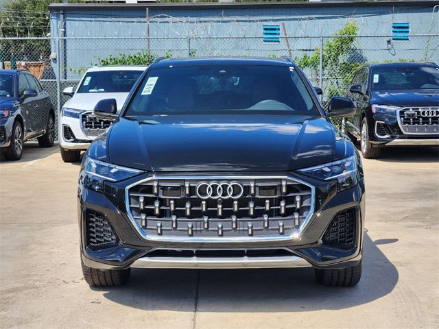 2024 Audi Q8 Premium Plus