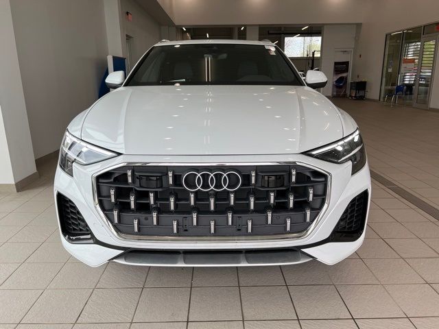 2024 Audi Q8 Premium Plus