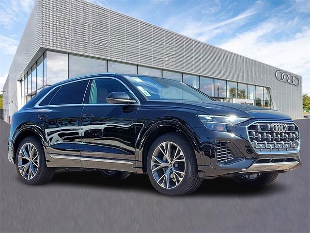 2024 Audi Q8 Premium Plus