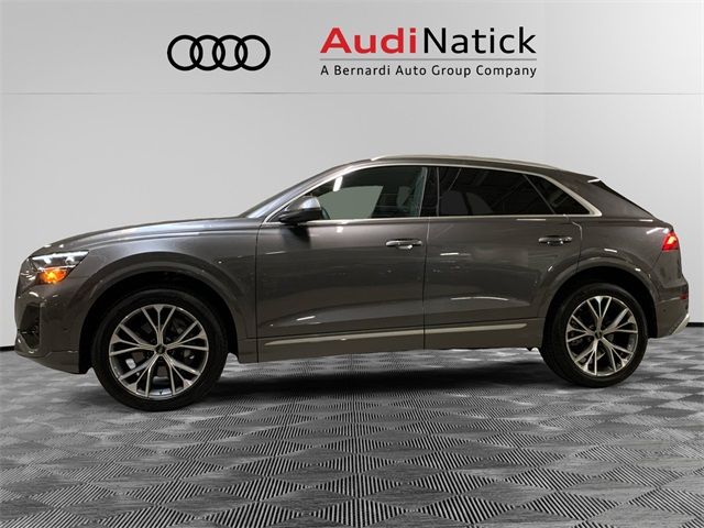 2024 Audi Q8 Premium Plus