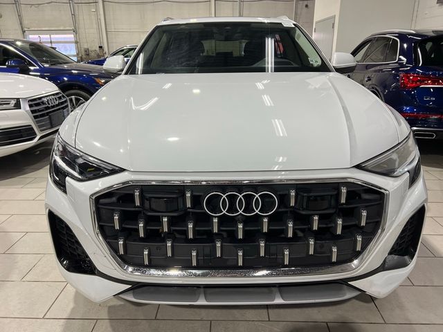 2024 Audi Q8 Prestige