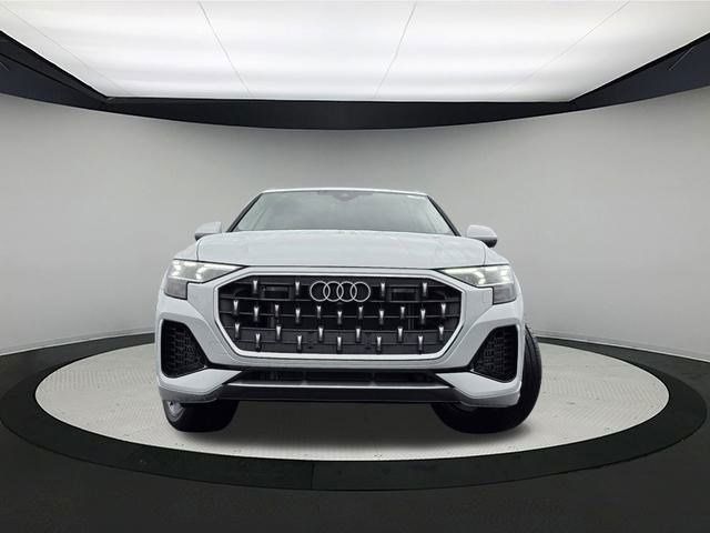 2024 Audi Q8 Prestige