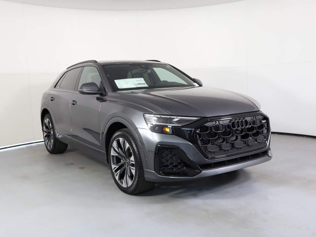 2024 Audi Q8 Premium Plus