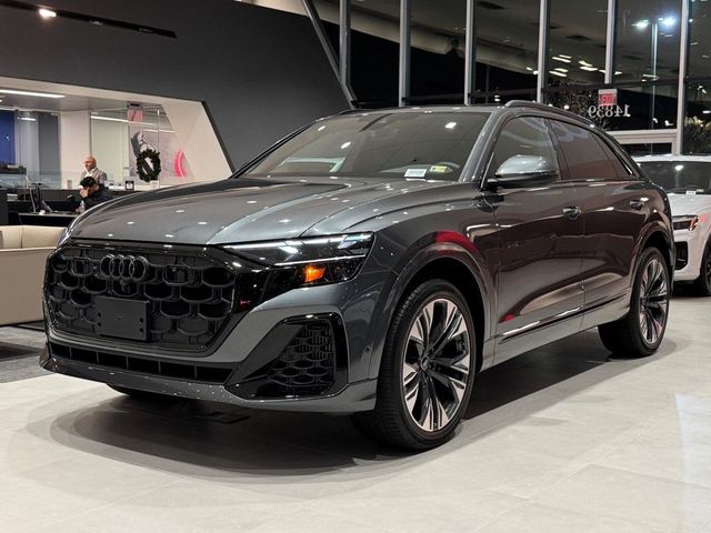 2024 Audi Q8 Premium Plus