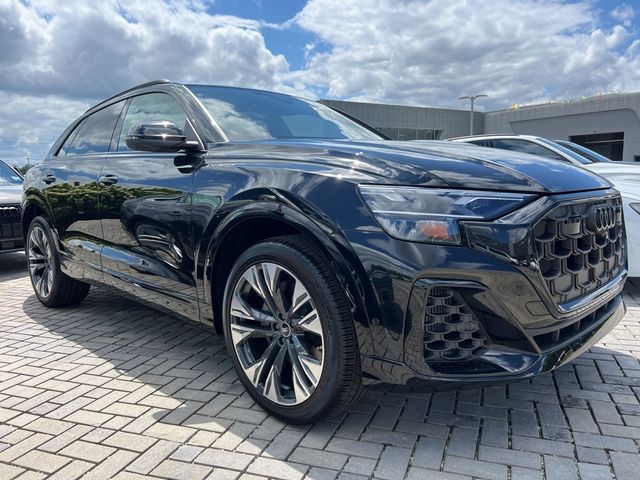 2024 Audi Q8 Premium Plus