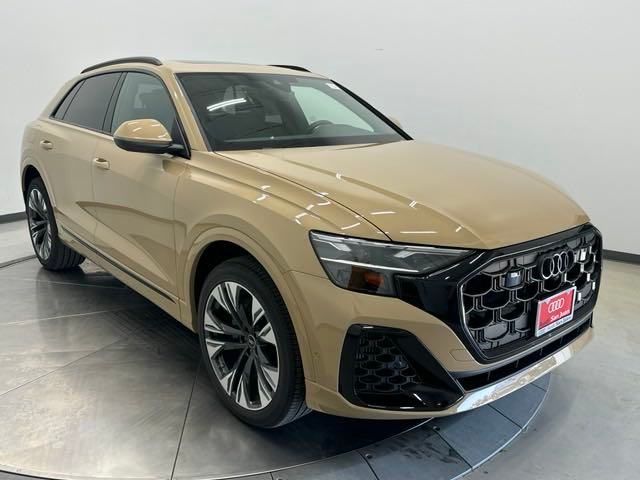 2024 Audi Q8 Premium Plus