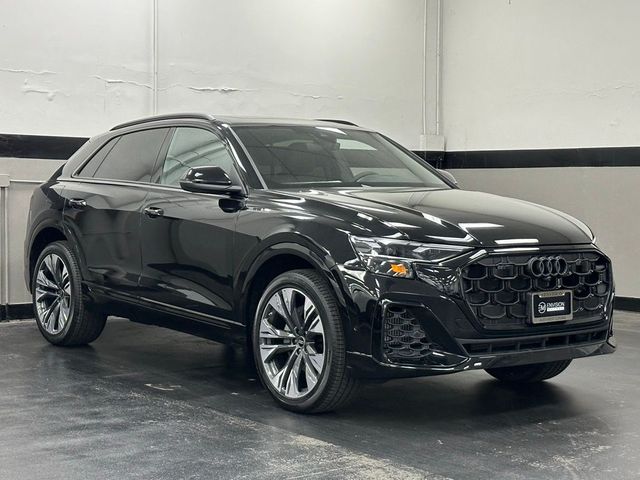 2024 Audi Q8 Premium Plus