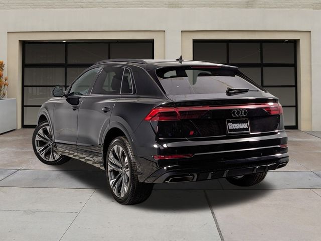 2024 Audi Q8 Premium Plus