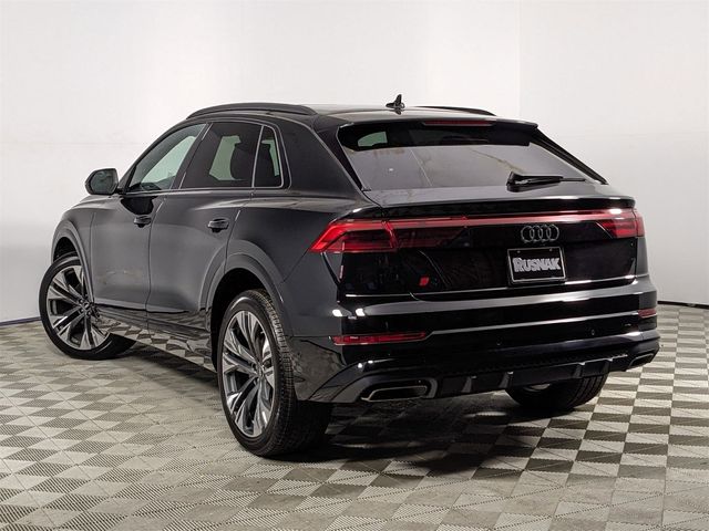 2024 Audi Q8 Premium Plus