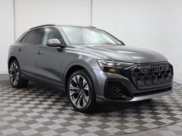 2024 Audi Q8 Premium Plus