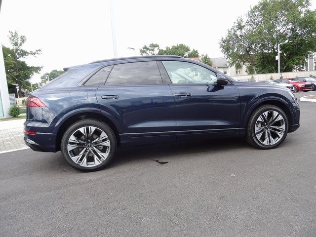 2024 Audi Q8 Premium Plus