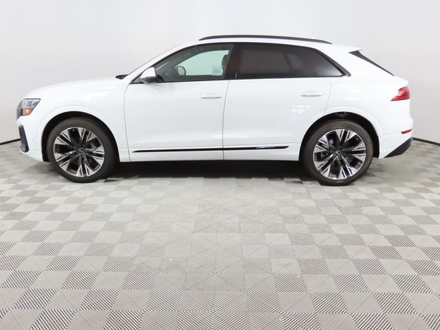 2024 Audi Q8 Prestige