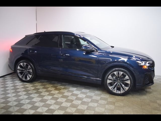 2024 Audi Q8 Prestige