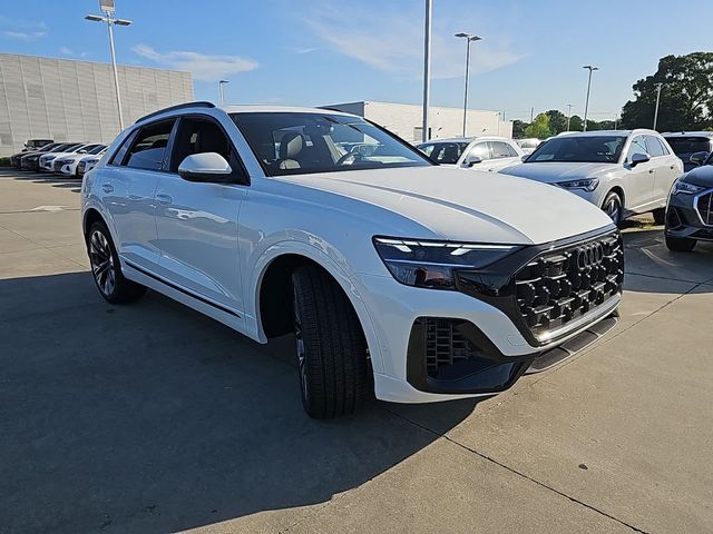 2024 Audi Q8 Premium