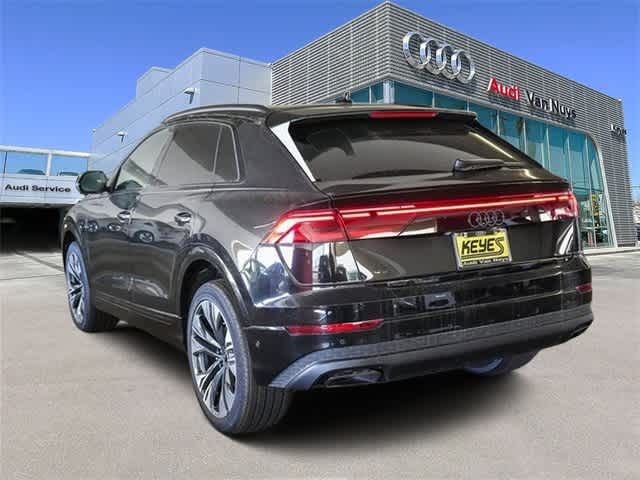 2024 Audi Q8 Premium