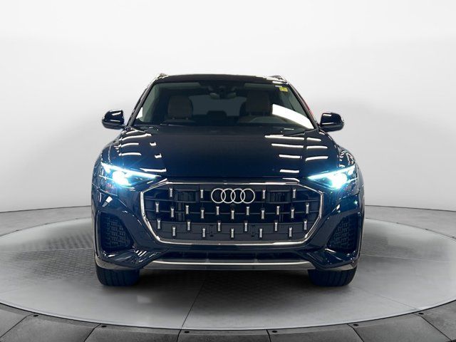 2024 Audi Q8 Premium