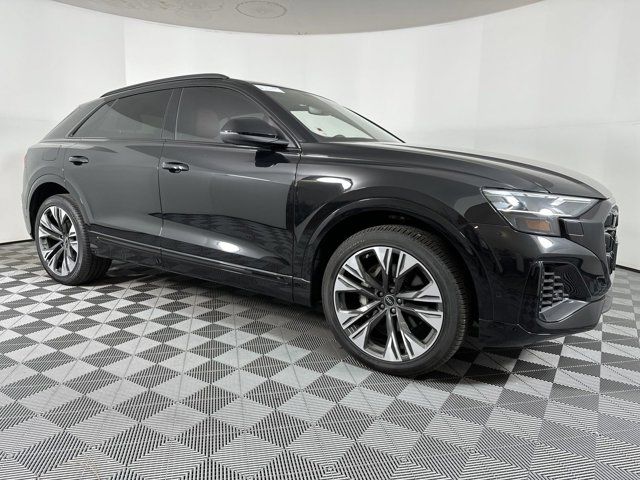 2024 Audi Q8 Premium