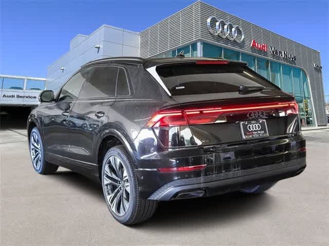 2024 Audi Q8 Premium