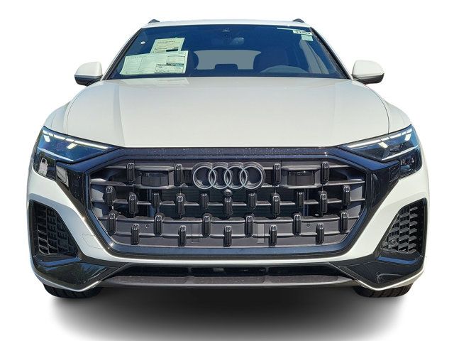 2024 Audi Q8 Premium